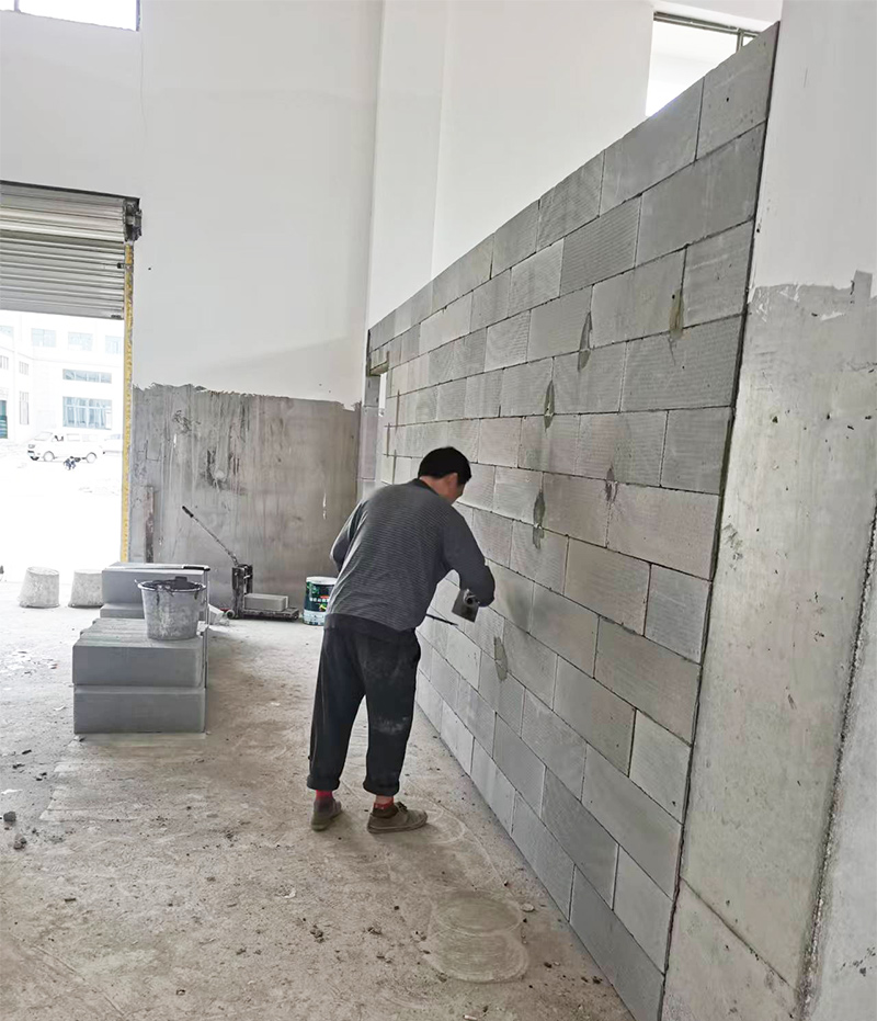 加气砖轻质隔墙施工